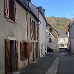 Agreable Maison Au Centre D'arreau Pour 8 Pers *