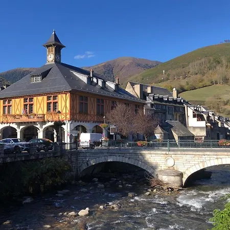 Agreable Maison Au Centre D'arreau Pour 8 Pers * Arreau
