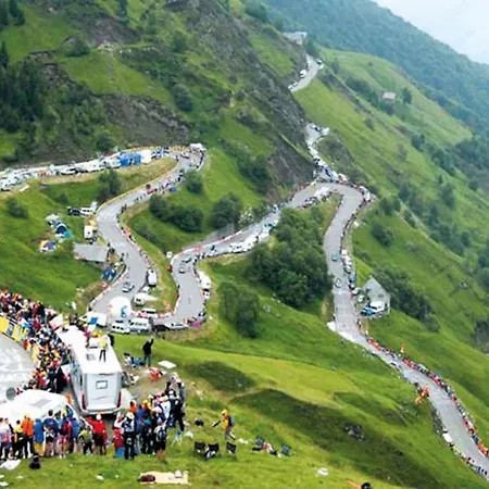 Maison Au Centre D'arreau Pour 8 Pers *